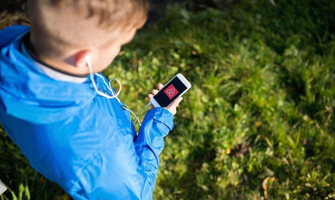 ULTRARUNNER FORCED TO REQUEST LATE CHECKOUT FOR AIRBNB AFTER UNDERESTIMATING FINISHING TIME
